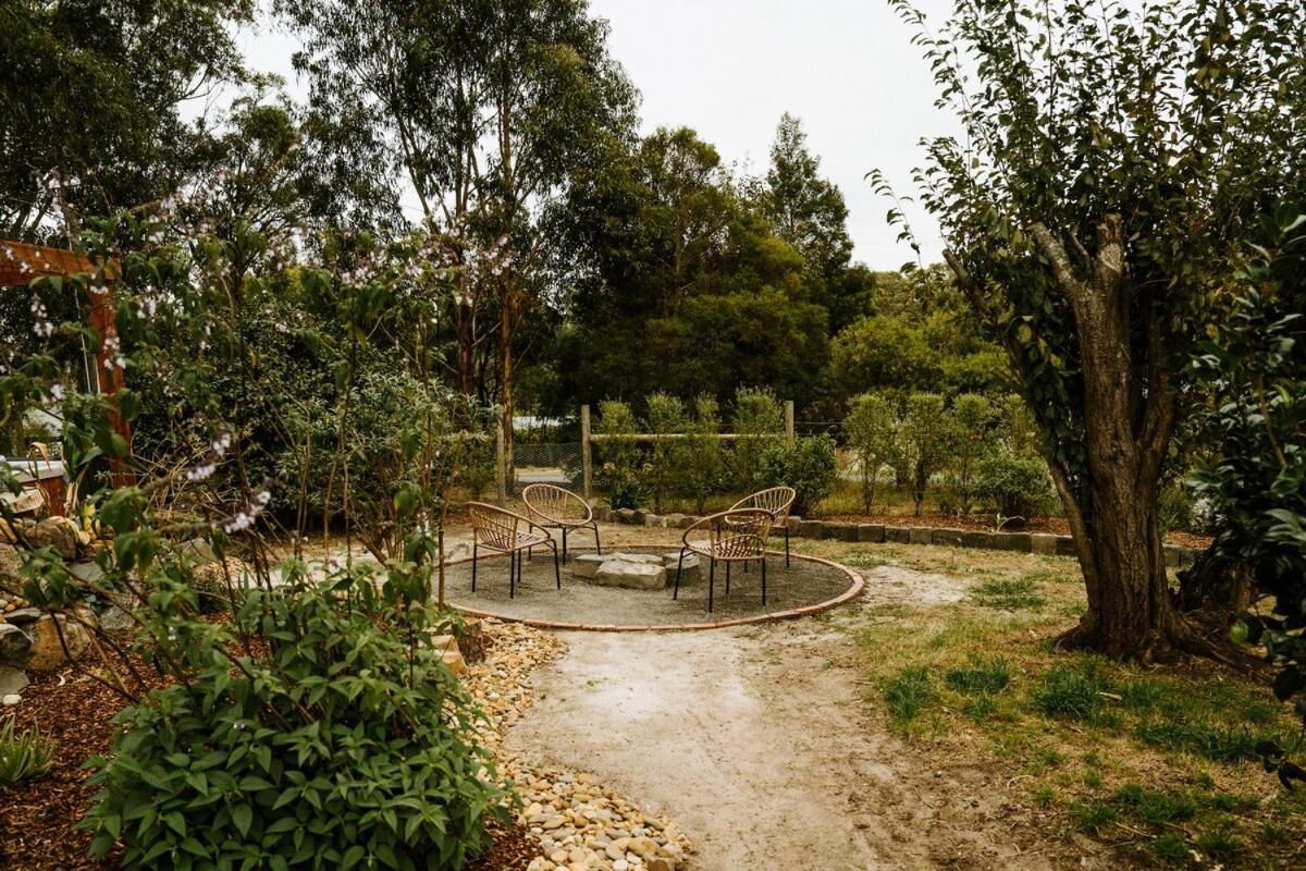 Launching Place The Temple - Country Farm Retreatヴィラ エクステリア 写真